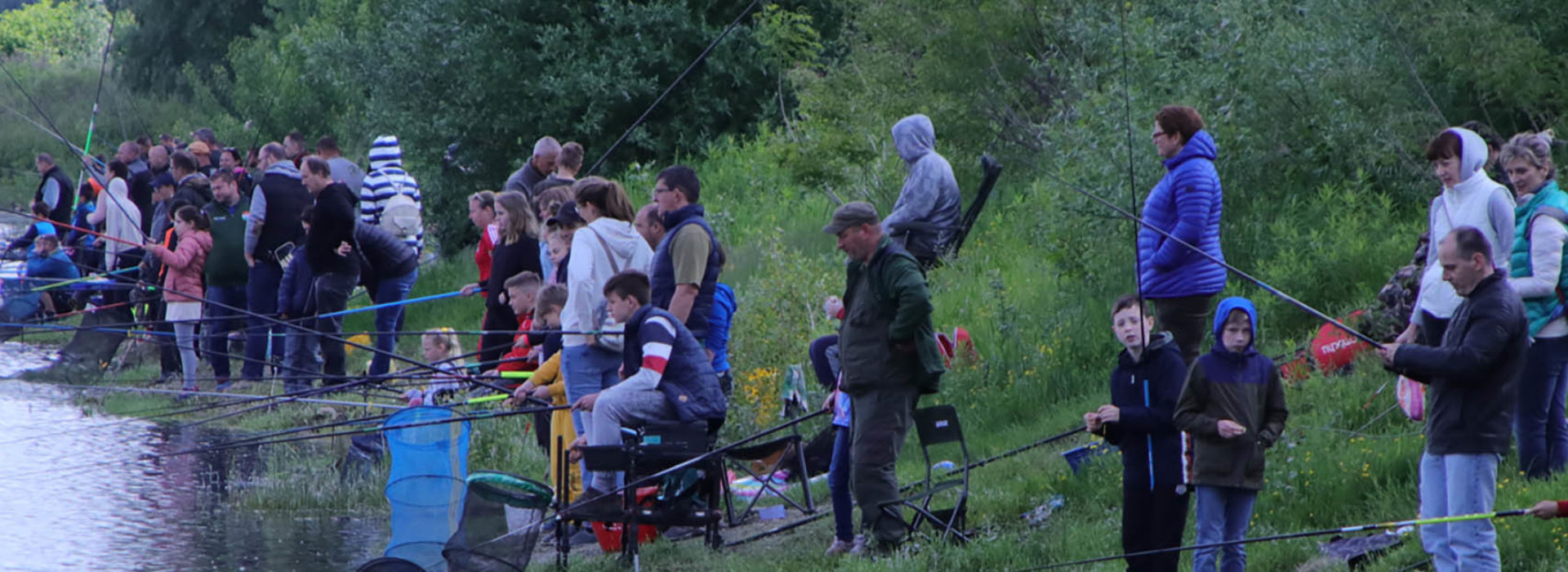 Rekordkísérlet a gyermeknapi horgászversenyen Esztergomban